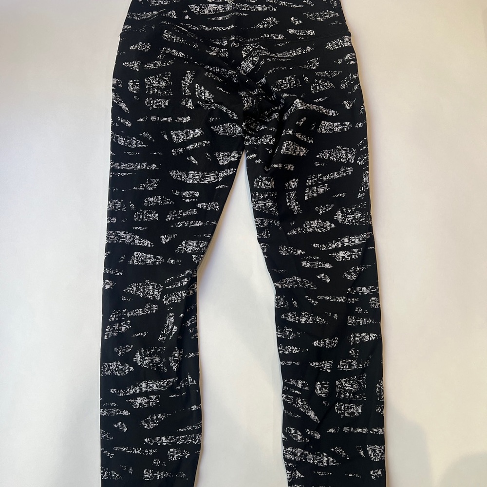 lululemon athletica Black and White Patterned Leggings